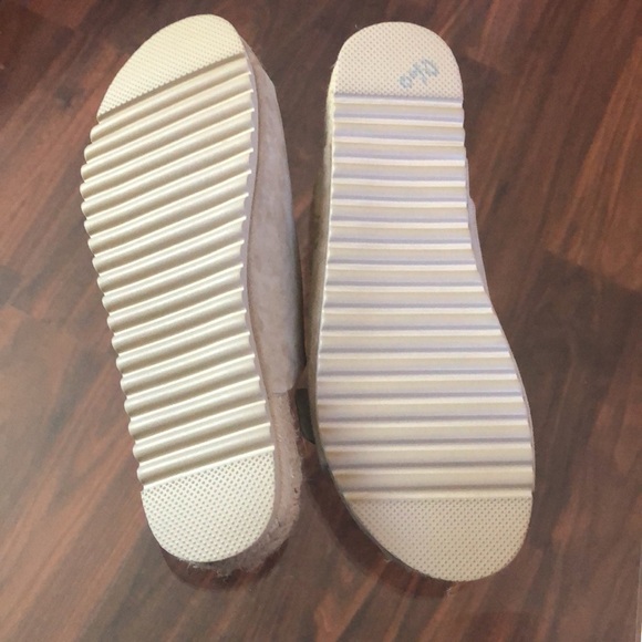 NWOT Bio Bio ESPADRILLE Slides - Picture 5 of 5